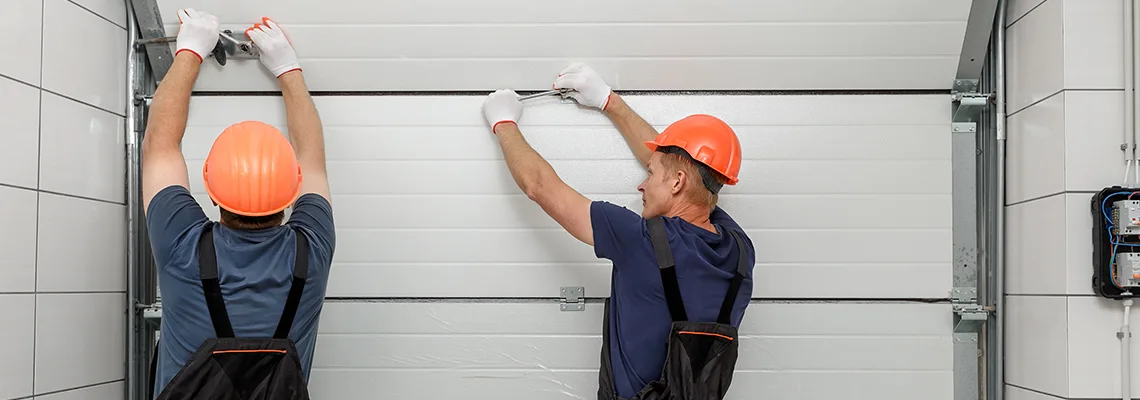 Driveway Garage Door Local Technicians in Sarasota, Florida