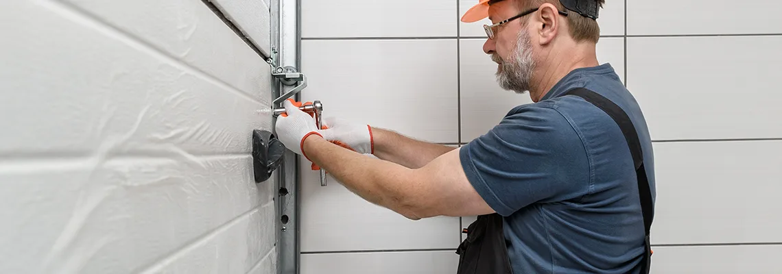 Weatherproof Insulated Garage Door Service in Sarasota, FL